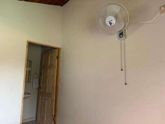Hostel Alpha Arenal La Fortuna Zewnętrze zdjęcie