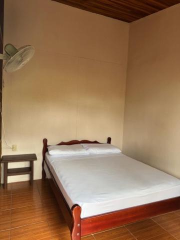 Hostel Alpha Arenal La Fortuna Zewnętrze zdjęcie